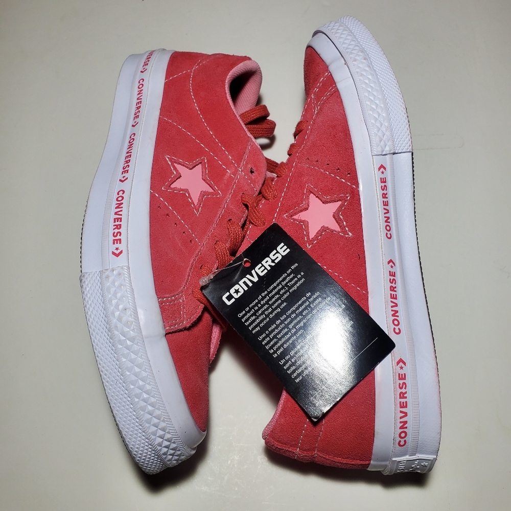 Converse kids Size 4.5 One Star Ox Pink suede